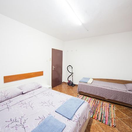 Center - Basic Flat - 10 Min To The Beach Apartment Burgas City Exterior foto